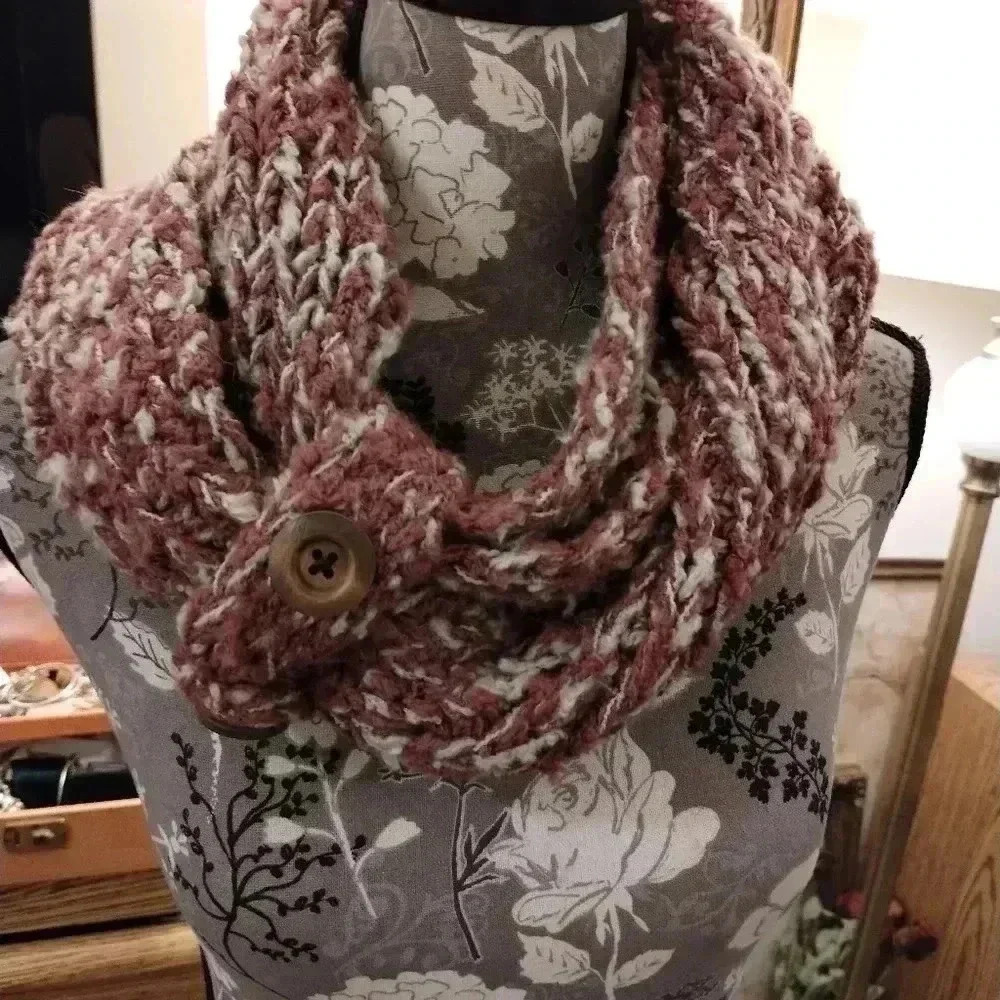 - Fantastic scarf